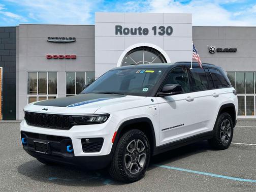 2022 Jeep Grand Cherokee 4xe Trailhawk