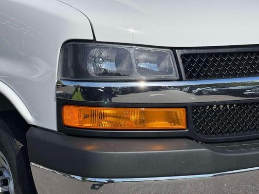 2023 Chevrolet Express 2500 Work Van