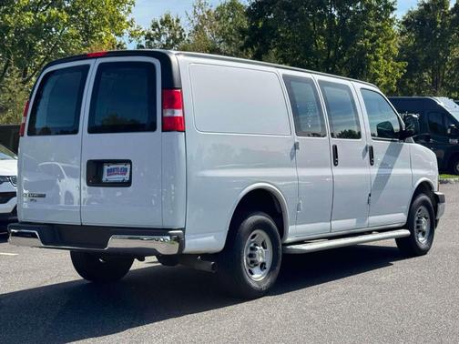 2023 Chevrolet Express 2500 Work Van