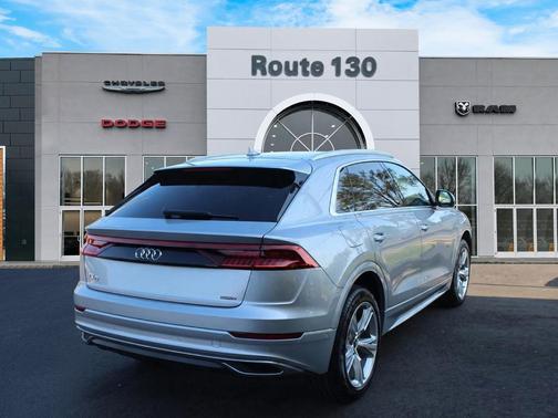 2022 Audi Q8 55 Premium