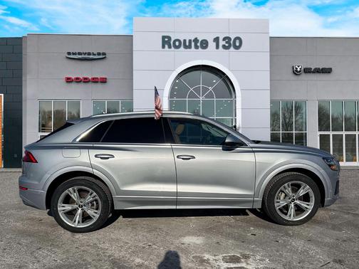 2022 Audi Q8 55 Premium