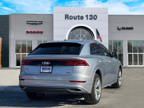 2022 Audi Q8 55 Premium