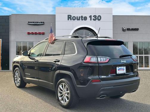 2022 Jeep Cherokee Latitude Lux