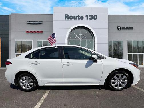 Ice 2023 Toyota Corolla LE