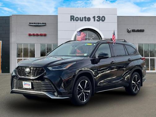 2022 Toyota Highlander XSE