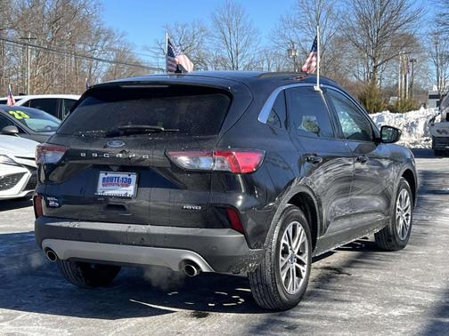 2022 Ford Escape SEL