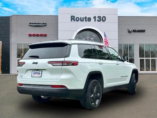 2024 Jeep Grand Cherokee L Laredo