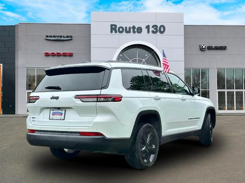 2024 Jeep Grand Cherokee L Laredo