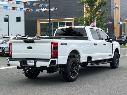 2023 Ford F-350 XL