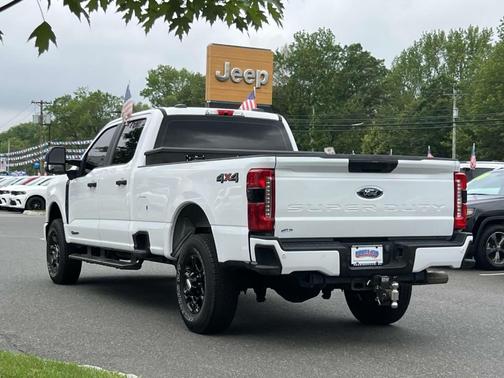 2023 Ford F-350 XL