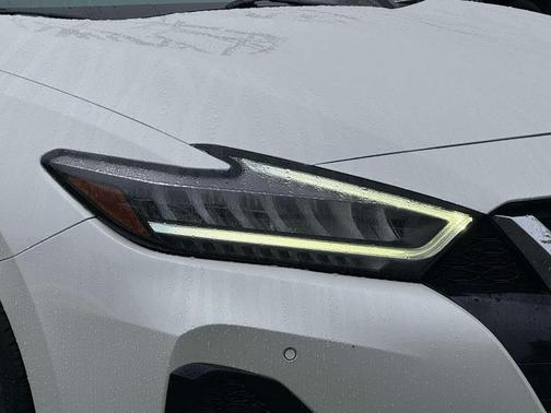 2022 Nissan Maxima Platinum