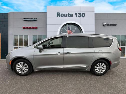 2018 Chrysler Pacifica Touring-L