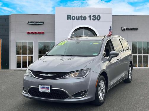 2018 Chrysler Pacifica Touring-L