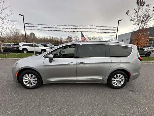 2018 Chrysler Pacifica Touring-L