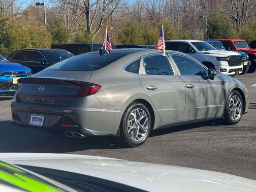 2023 Hyundai SONATA SEL