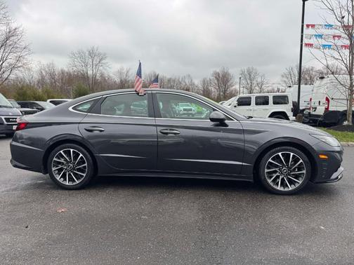 2023 Hyundai SONATA Limited