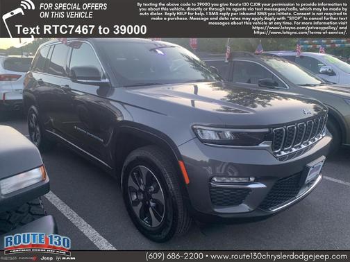 Metallic 2024 Jeep Grand Cherokee 4xe Base