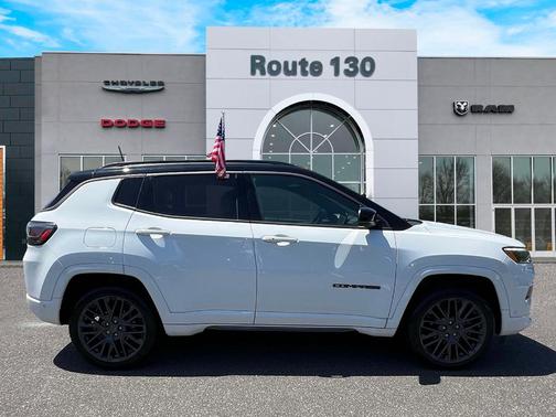 2022 Jeep Compass Altitude