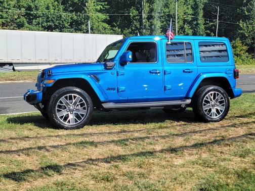 2022 Jeep Wrangler Unlimited 4xe Sahara