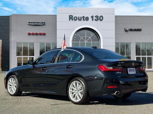 2024 BMW 330 i xDrive