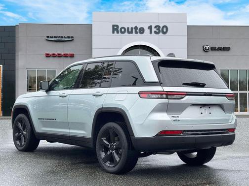 2023 Jeep Grand Cherokee Laredo