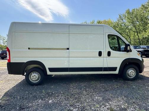 Bright White Clearcoat 2026 RAM ProMaster 2500 High Roof