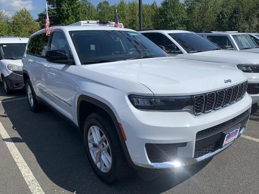 2022 Jeep Grand Cherokee L Laredo