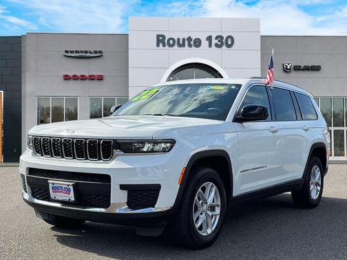 2022 Jeep Grand Cherokee L Laredo