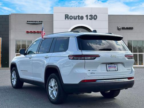 2022 Jeep Grand Cherokee L Laredo