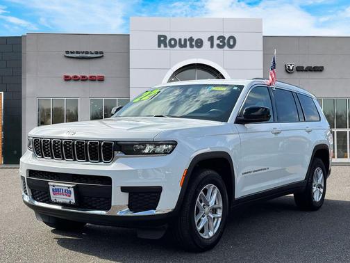 2022 Jeep Grand Cherokee L Laredo