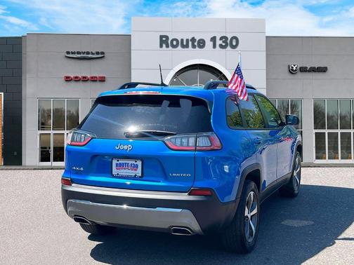 Hydro Blue Pearlcoat 2022 Jeep Cherokee Limited