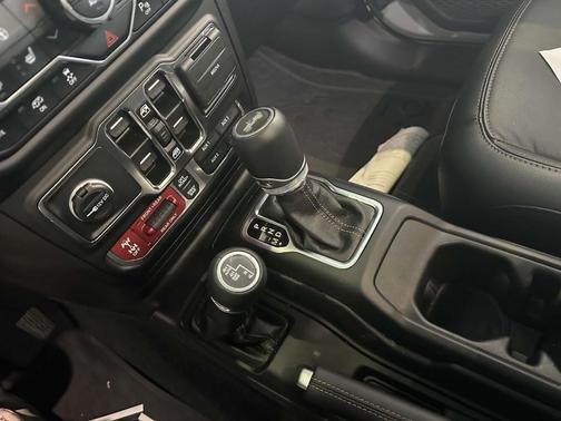2023 Jeep Wrangler Rubicon 392