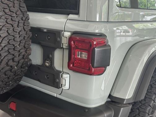 2023 Jeep Wrangler Rubicon 392