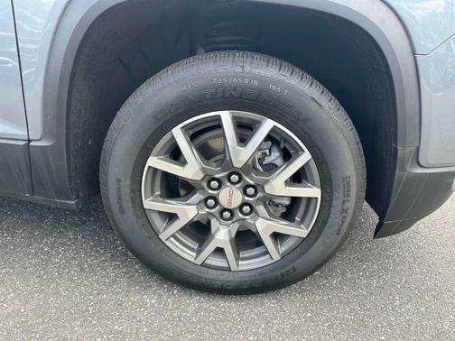 2022 GMC Acadia SLE