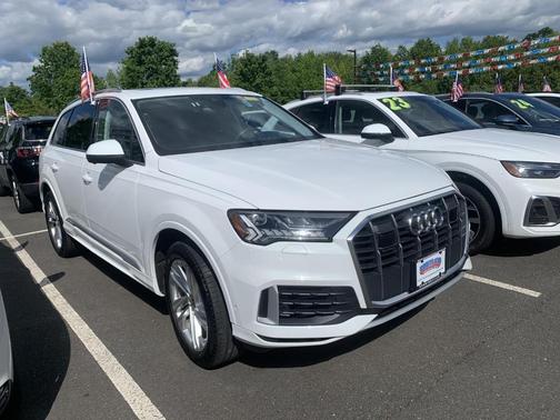 2024 Audi Q7 55 Premium