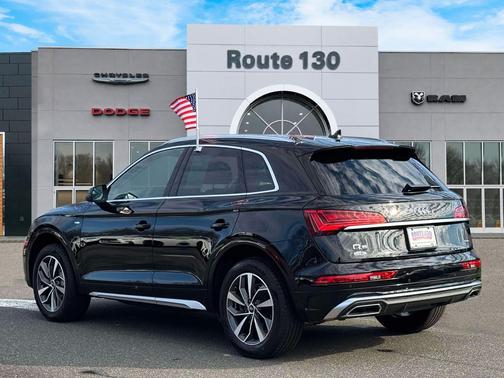 2022 Audi Q5 45 S line quattro Premium