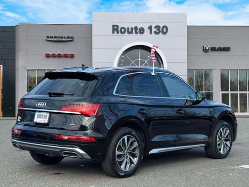 2022 Audi Q5 45 S line quattro Premium