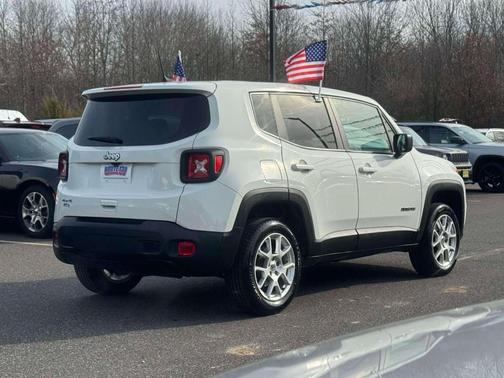 2023 Jeep Renegade Latitude