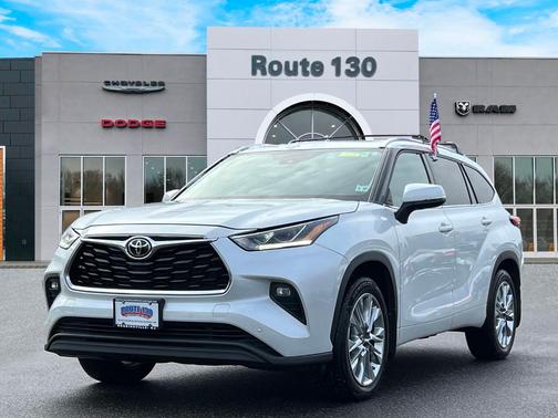 2022 Toyota Highlander Limited