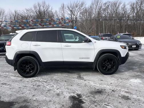 2021 Jeep Cherokee Trailhawk