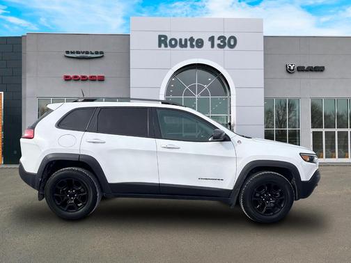 2021 Jeep Cherokee Trailhawk