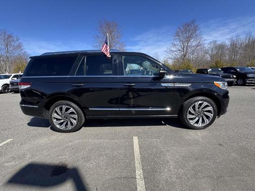 2024 Lincoln Navigator Reserve