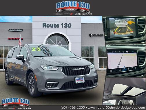 2023 Chrysler Pacifica Hybrid Limited