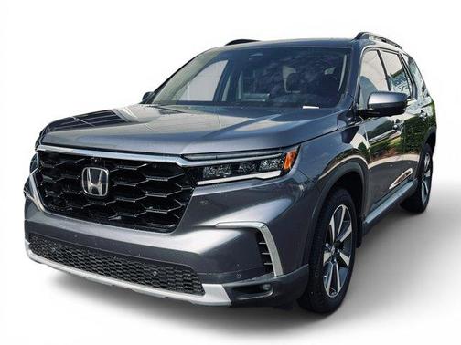 Modern Steel Metallic 2023 Honda Pilot Elite