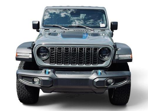 Anvil Clearcoat 2024 Jeep Wrangler 4xe Rubicon