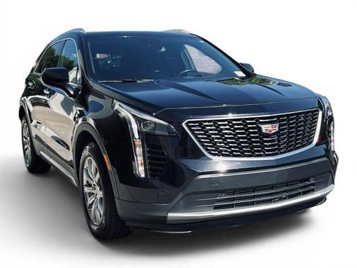 Stellar Black Metallic 2019 Cadillac XT4 Premium Luxury