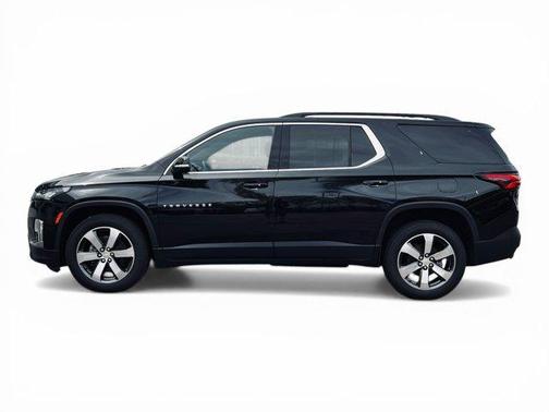 Mosaic Black Metallic 2023 Chevrolet Traverse LT Leather