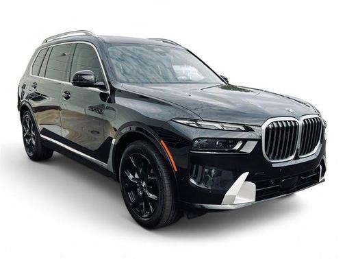 Black Sapphire Metallic 2026 BMW X7 xDrive40i