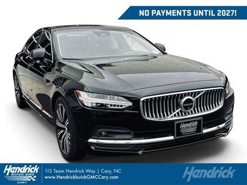 Black 2025 Volvo S90 B6 Plus