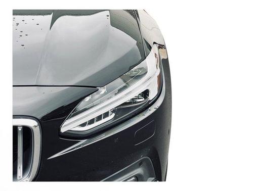 Black 2025 Volvo S90 B6 Plus